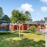 Sallie - 500m To The Fjord By Interhome