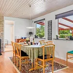 Sallie - 500m To The Fjord By Interhome *